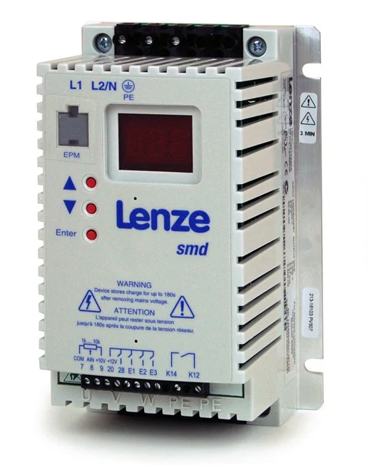 Lenze 15843104 – E84AVSCE4024SB0