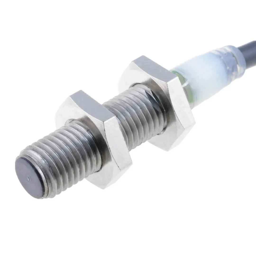 Omron E2A-S08KS02-WP-C1 2M Endüstriyel Sensörler