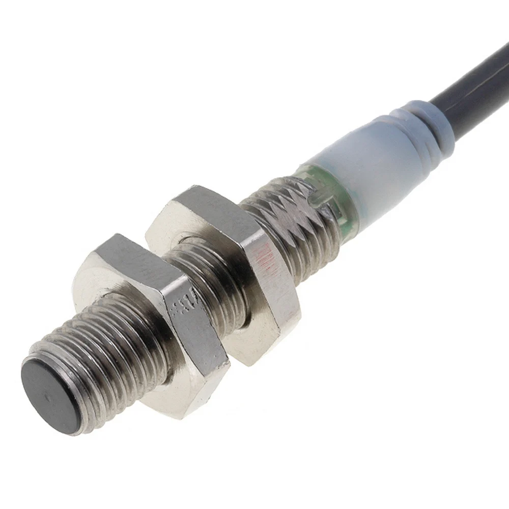 Omron E2A-S08KS02-WP-D1 2M Endüstriyel Sensörler