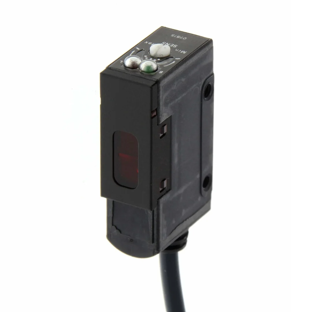 Omron E3S-AR81 Endüstriyel Sensörler