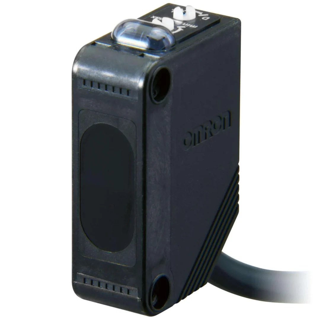 Omron E3Z-D82 2M Endüstriyel Sensörler