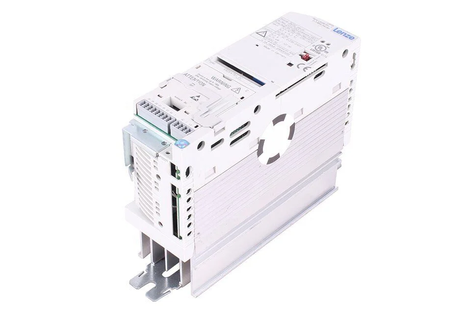 Lenze E82EV751_2C Sürücüler ve Hareket Kontrolü