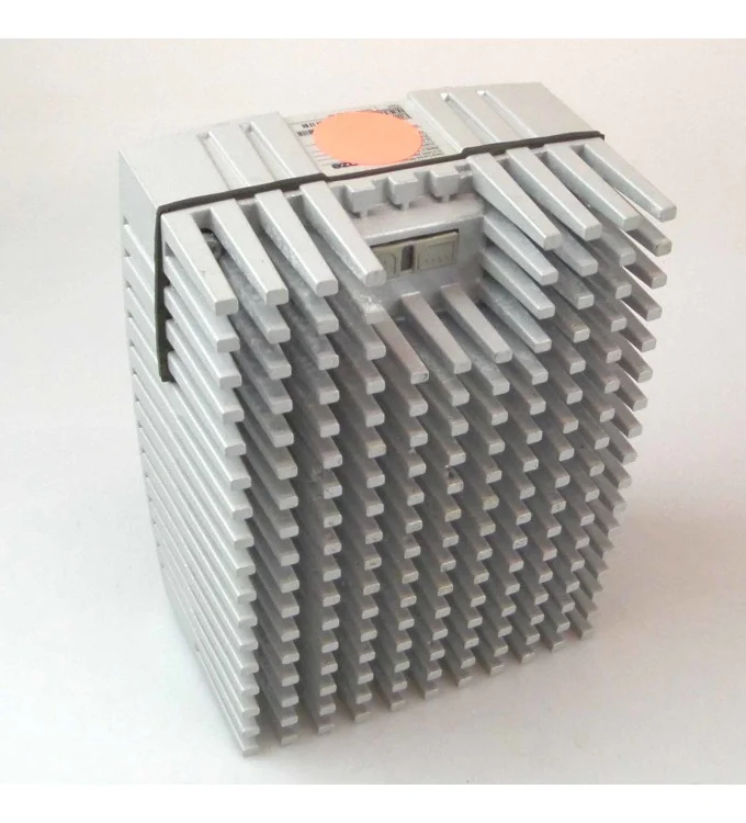 Lenze E82MV302_4B001
