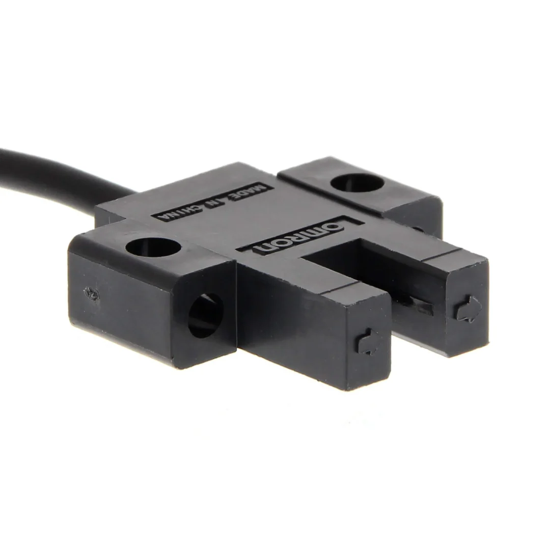 Omron EE-SX670-WR 1M Endüstriyel Sensörler