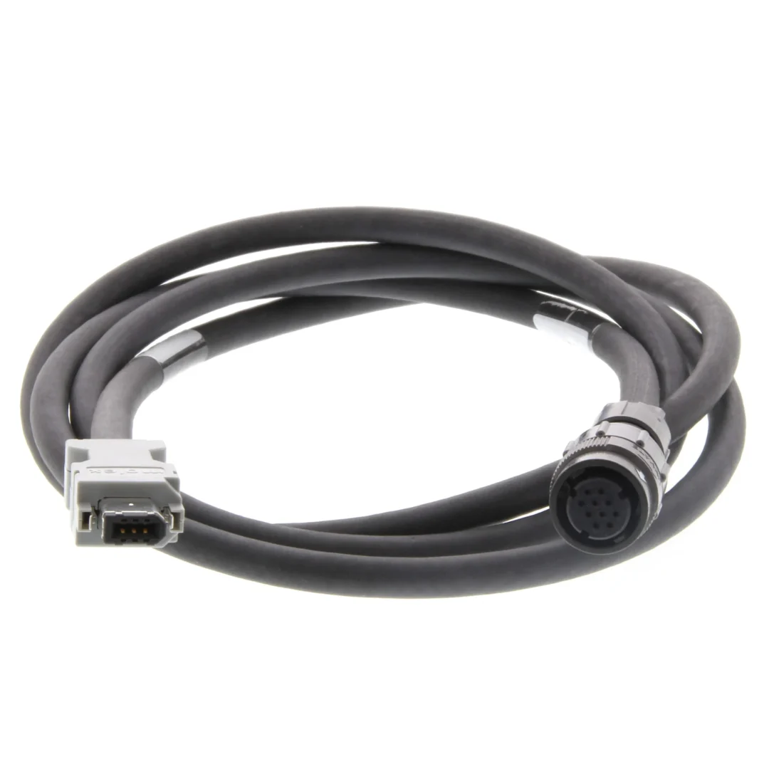 Omron R88A-CRKC001-5NR-E Bağlantı ve Montaj