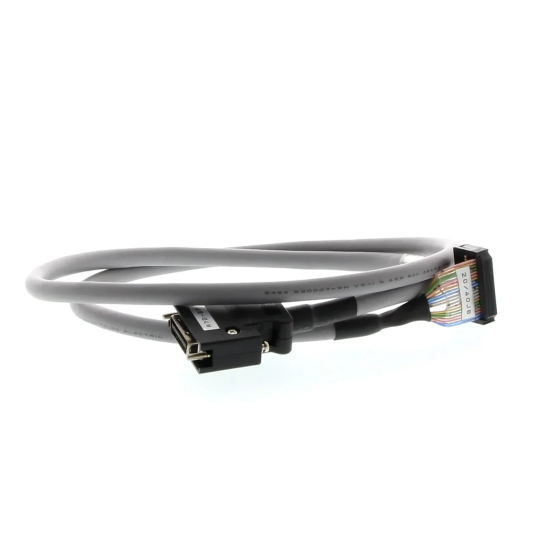 Omron XW2Z-200J-B32 Bağlantı ve Montaj