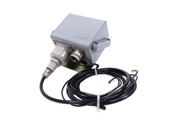 Danfoss 060-3104
