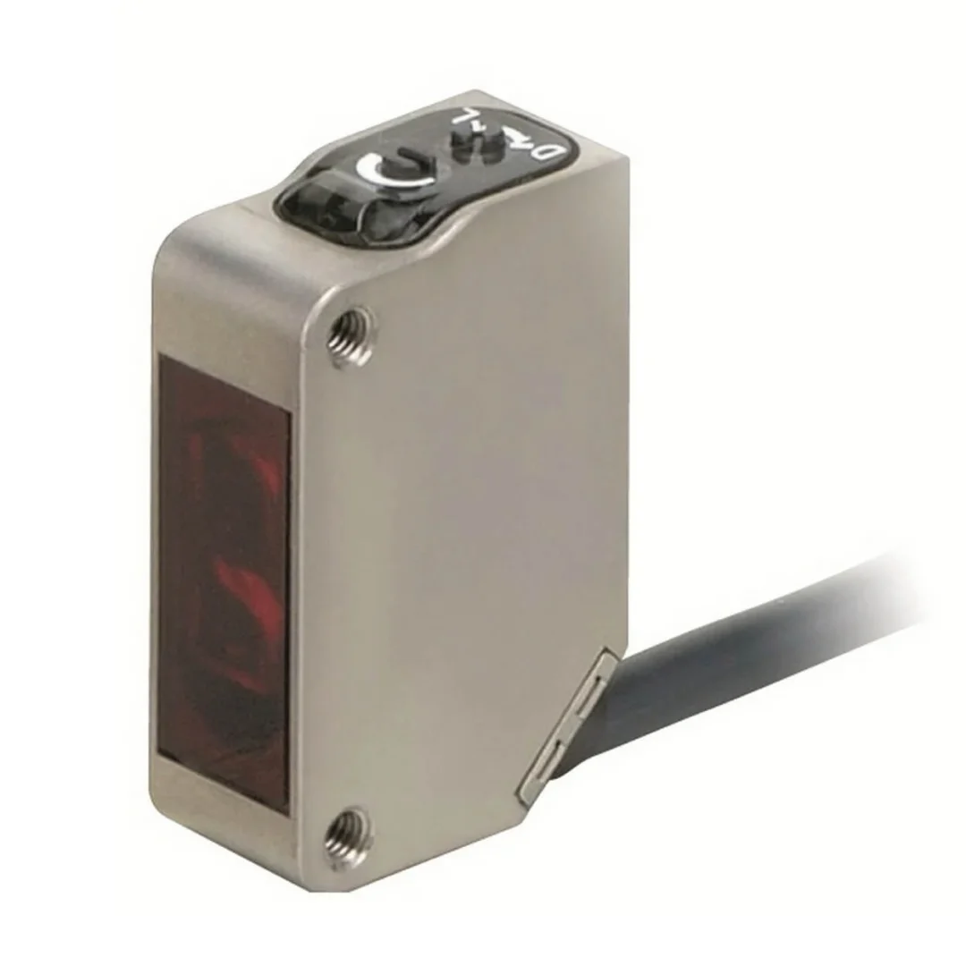 Omron E3ZM-CD82 2M Endüstriyel Sensörler