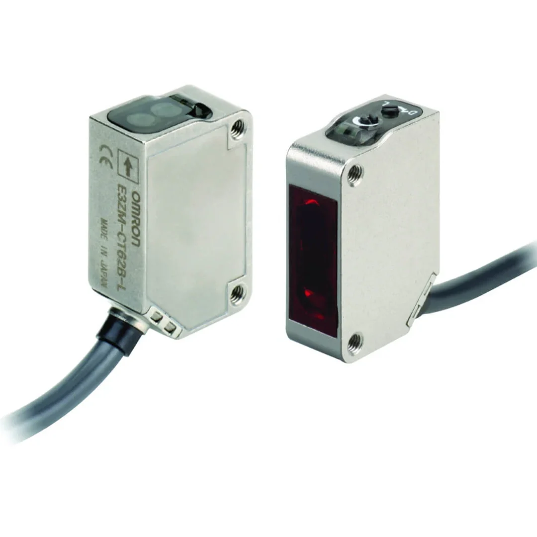 Omron E3ZM-CT82B-M1TJ 0.3M