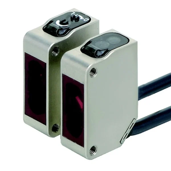Omron E3ZMT832M