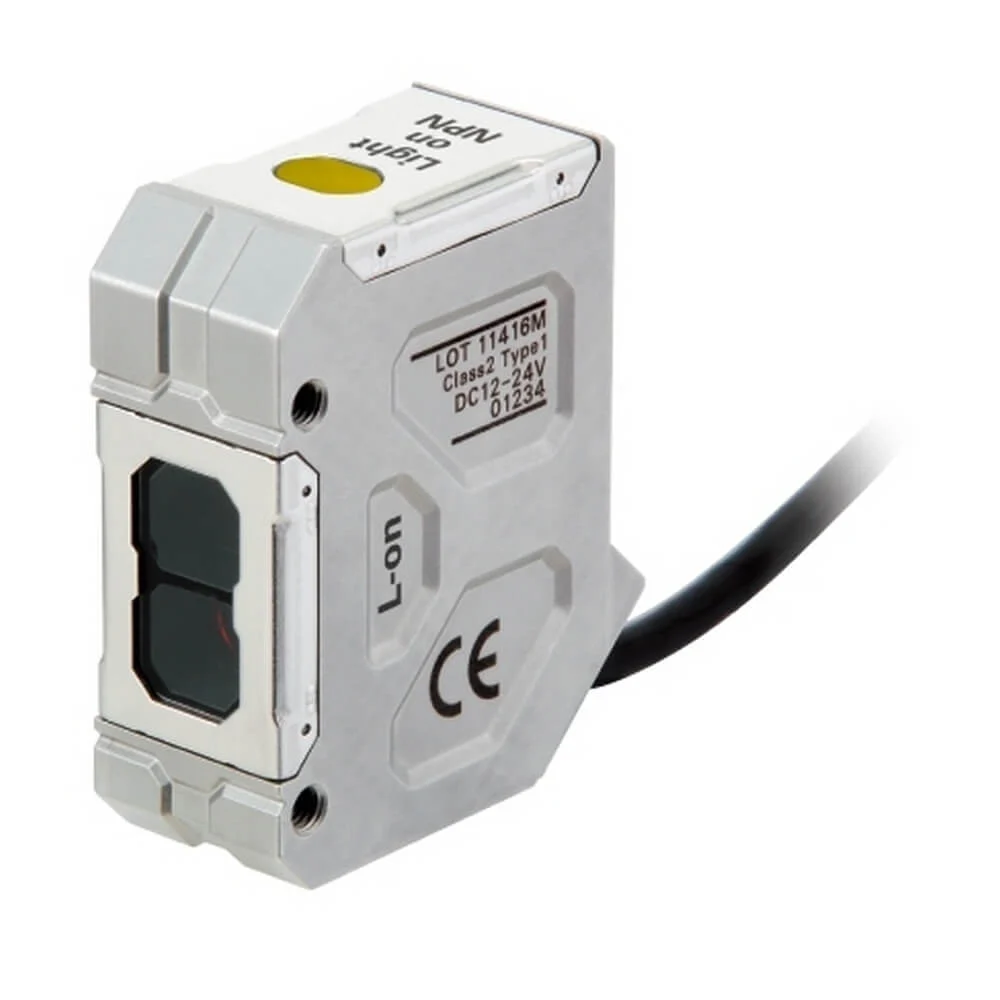 Omron E3ZR-CD81D-M1TJ 0.3M
